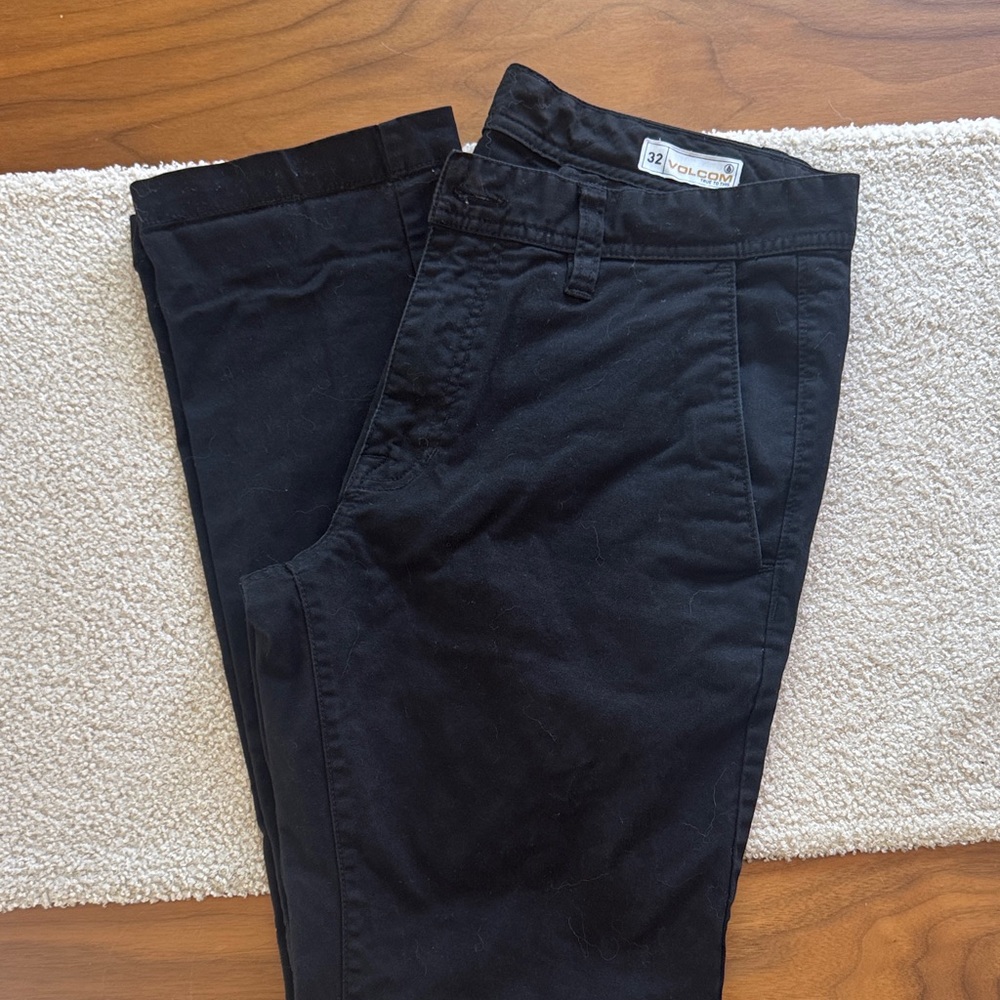 Volcom slim fit chinos 32x32